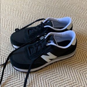 Hardly worn new balance sneakers